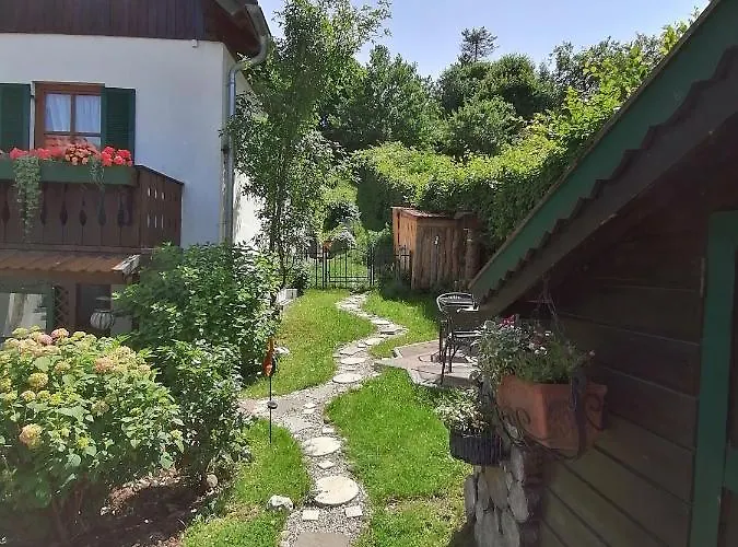 Lägenhet Wohnen Im Ampertal In Grafrath